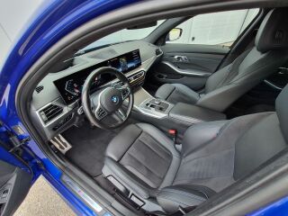 BMW 320 d xDrive M-Pakett High-Gloss Shadow Line CURVE 2.0 140kW