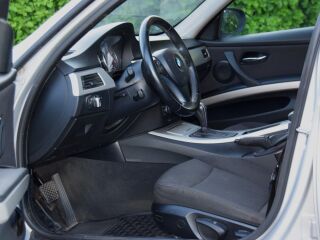 BMW 318 Facelift 2.0 R4 TDI 105kW