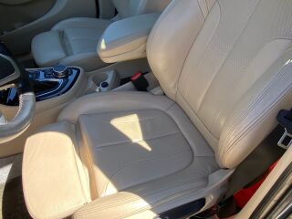 BMW 218 Performance 2.0 R4 TDI 110kW
