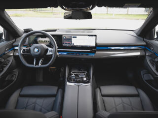 BMW 520 G61 X-Drive 2.0 145kW