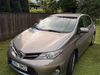 Toyota Auris 1.6 97kW
