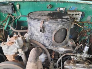 ZIL 131 6x6 6.0 V8 90kW
