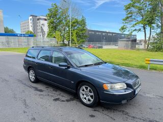Volvo V70 SUMMUM 2.4 136кВ