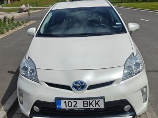 Toyota Prius 1.8 73kW
