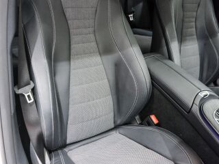 Mercedes-Benz E 220 4MATIC 2.0 143kW