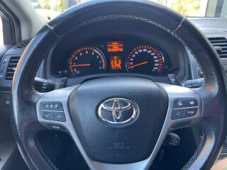 Toyota Avensis Linea Sol 1.8 108kW