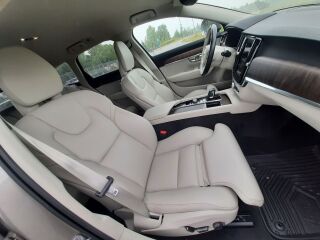 Volvo V90 Cross Country 2.0 145kW