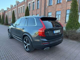 Volvo XC90 R DESIGN AWD 2.0 165кВ