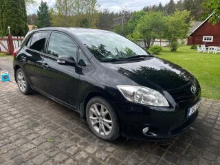 Toyota Auris 1.6 97kW