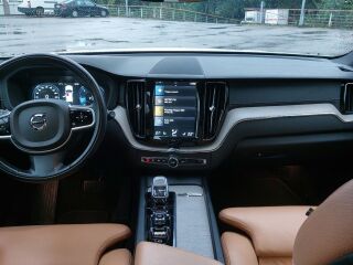 Volvo XC60 2.0 145kW