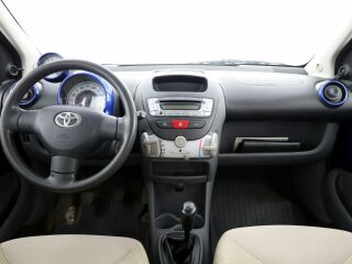 Toyota Aygo Linea Sol A-C 1.0 50kW