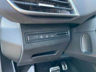 Peugeot 5008 GT Pack 1.5 BlueHDi 96кВ