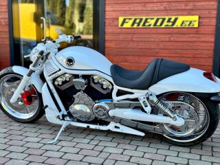 Harley-Davidson VRSCAW V-Rod V2 Revolution 92kW