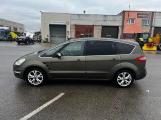Ford S-MAX Titanium 2.2 147kW