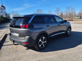 Peugeot 5008 1.5 85кВ