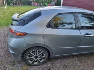 Honda Civic 1.3 61kW