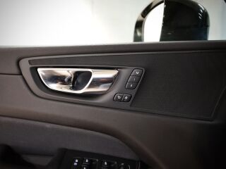 Volvo XC60 R-Design 2.0 D4 140kW