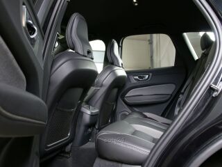 Volvo XC60 AWD PLUS DARK INTELLI SAFE PRO MY24 2.0 B5 KERS Mild Hybrid 184kW