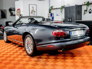 Jaguar XK8 Facelift 4.2 V8 219кВ