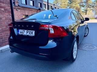 Volvo S60 Summum 2.0 D3 120kW