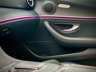 Mercedes-Benz E 300 de AMG Night pakett plug-in 225kW