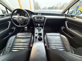 Volkswagen Passat Alltrack 4Motion 2.0 140кВ