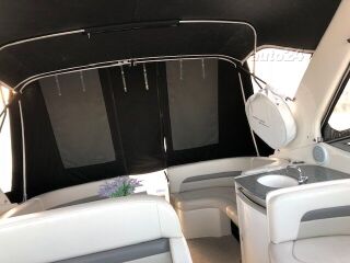 Chaparral Signature 330