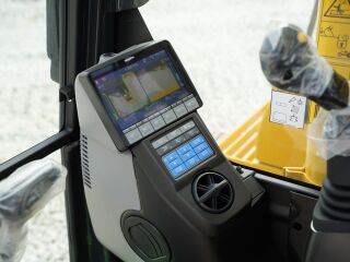 Komatsu PC240LC-11E0 SLF 6.7 R6 141kW