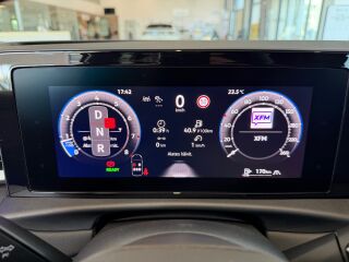 Volkswagen T-Roc R-Line 1.5 110кВ