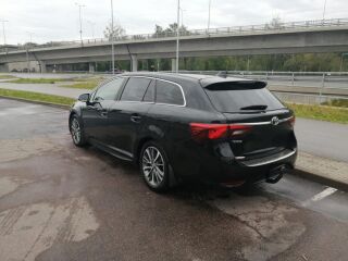 Toyota Avensis 2.0 112kW