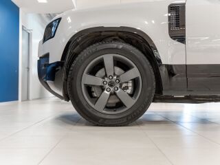Land Rover Defender X-Dynamic SE 3.0 MHEV 183kW