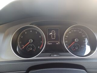 Volkswagen Golf 1.2 77kW