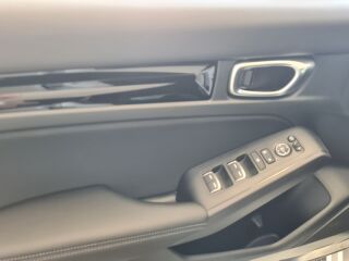 Honda Civic Sport 2.0 Hybrid 105кВ