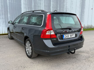 Volvo V70 Facelift Momentum 2.0 R5 D3 120kW