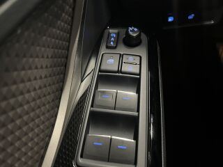 Toyota C-HR Luxury 1.8 72kW