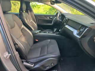 Volvo V60 Momentum 2.0 D3 110kW