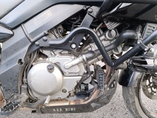 Suzuki V-Strom 650 V2 8V  DOHC 49kW