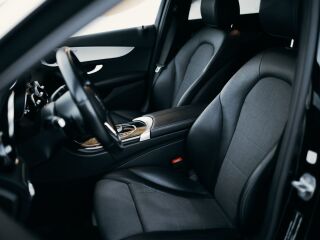 Mercedes-Benz C 300 e 2.0 235kW