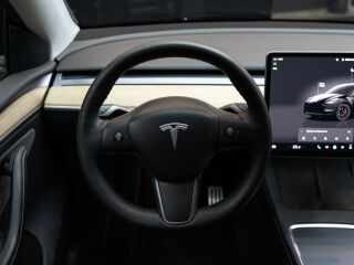 Tesla Model Y Performance Dual Motor AWD 393kW