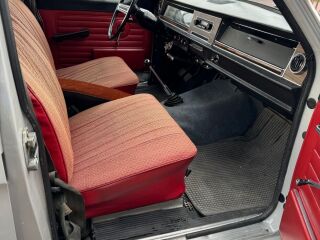 GAZ 24 2.4 70kW