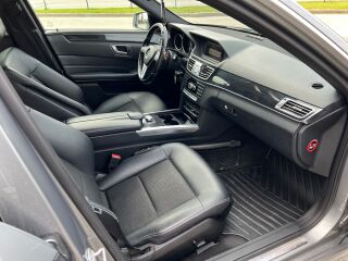 Mercedes-Benz E 220 2.1 125kW