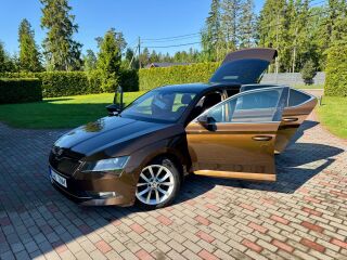 Skoda Superb 1.5 110kW
