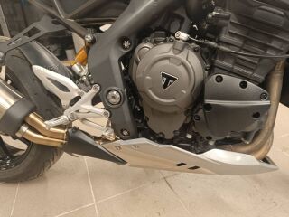 Triumph Speed Triple 1200 RS R3 132kW