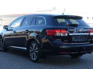 Toyota Avensis Touring Executive Facelift EU5 2.0 R4 D-4D TDI 91кВ