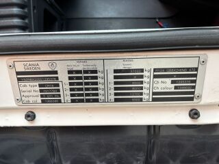 Scania R124 8x2*6 345kW