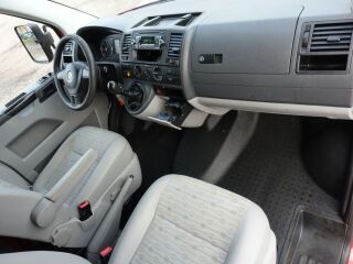 Volkswagen Transporter T5 DOKA 5K EU5 2.0 TDI 103kW