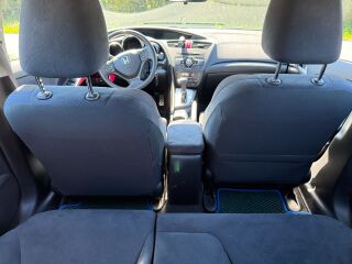 Honda Civic 1.8 104kW
