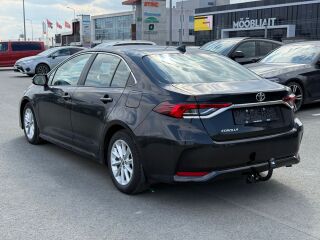 Toyota Corolla Active 1.5 92кВ