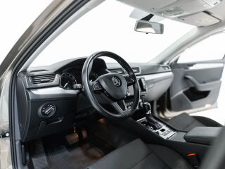 Skoda Superb Facelift Ambition 1.8 132кВ