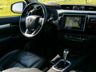 Toyota Hilux 2.4 110кВ